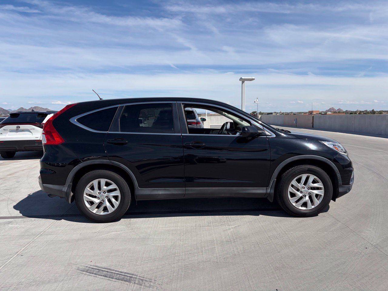 Used 2016 Honda CR-V EX image 3