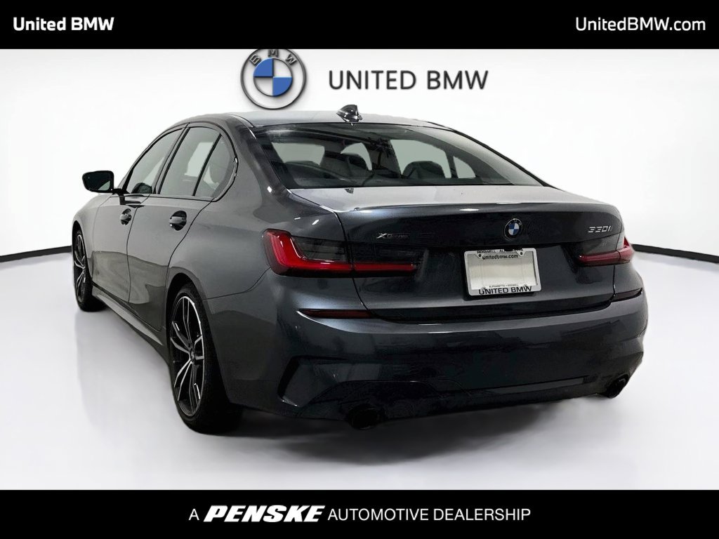 Used 2021 BMW 330i xDrive Sedan w/ M Sport Package AWD/4WD image 7