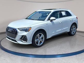 Used 2022 Audi Q3 2.0T Premium w/ Convenience Package AWD/4WD video 1