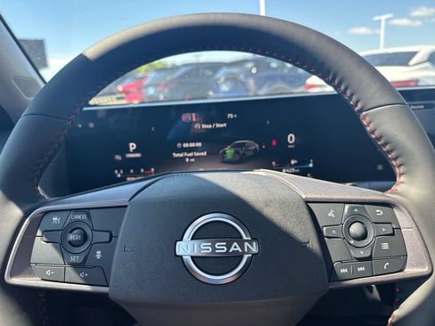 New 2026 Nissan Sentra SR FWD image 20