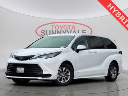 Used 2021 Toyota Sienna LE