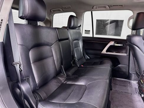 Used 2013 Toyota Land Cruiser AWD/4WD image 36