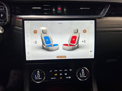 Used 2021 Jaguar F-PACE S image 31