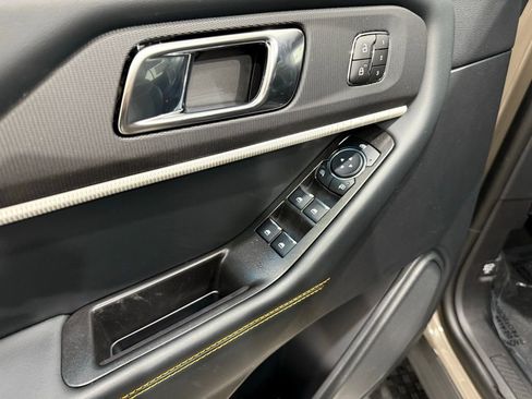 New 2026 Ford Explorer Tremor w/ Tremor Convenience Package image 16