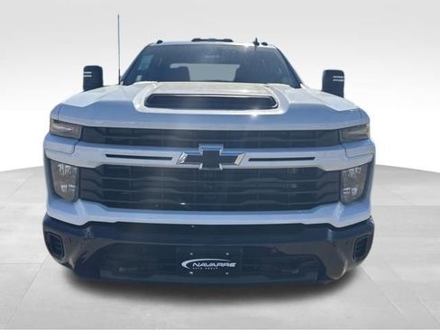 New 2026 Chevrolet Silverado 2500 Custom w/ Custom Value Package AWD/4WD image 3