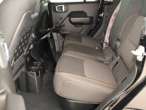 Used 2023 Jeep Gladiator Mojave w/ Cold Weather Group image 26