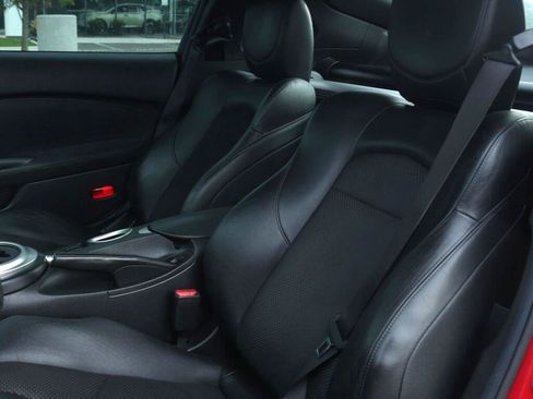 Used 2014 Nissan 370Z Touring w/ Navigation Package RWD image 15