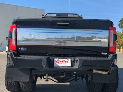 Used 2024 Ford F350 Platinum image 14