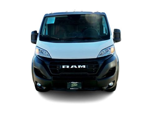 Used 2025 RAM ProMaster 2500 w/ Convenience Group FWD image 2