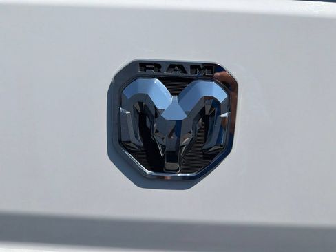 Used 2025 RAM ProMaster 2500 w/ U-Haul Equipment Group FWD image 36