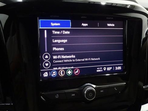 Used 2023 Chevrolet Traverse LS image 35