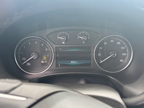 Used 2019 Buick Enclave Essence FWD image 14