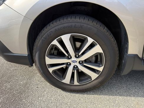 Used 2018 Subaru Outback 3.6R Limited image 31