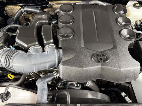 Certified 2023 Toyota 4Runner Limited AWD/4WD image 45