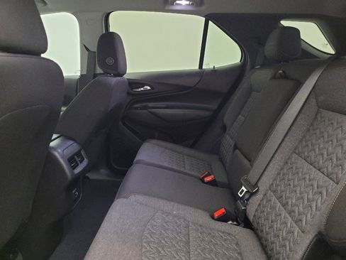Used 2023 Chevrolet Equinox LT image 18