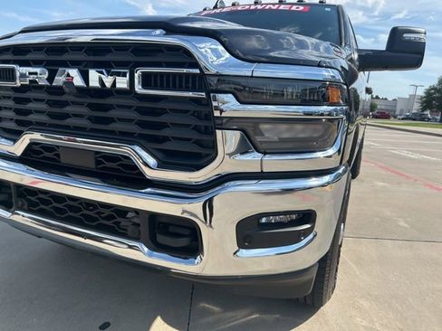 Used 2025 RAM 2500 Lone Star AWD/4WD image 4