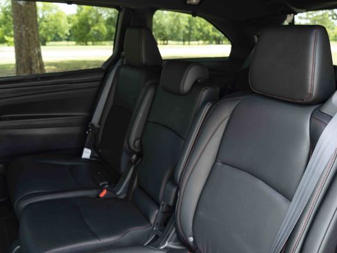 Used 2026 Honda Odyssey Sport-L image 18