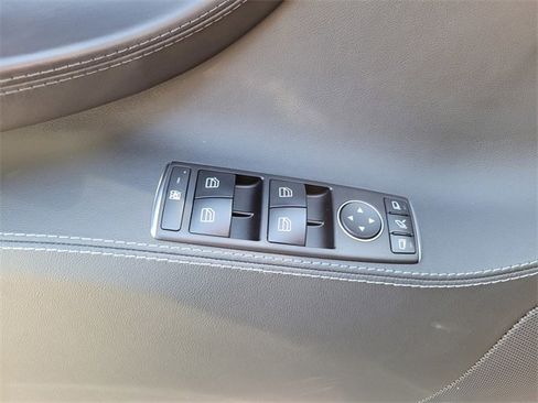 Used 2021 Tesla Model S Performance image 20