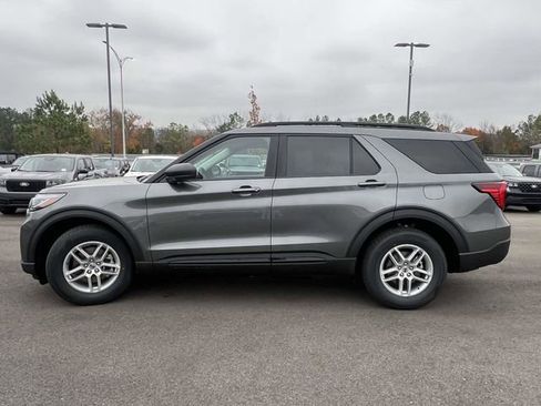 New 2026 Ford Explorer Active image 6