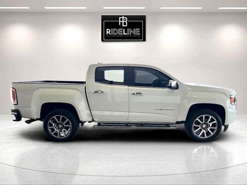 Used 2021 GMC Canyon Denali image 8
