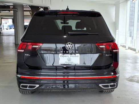 Used 2022 Volkswagen Tiguan SEL R-Line image 5