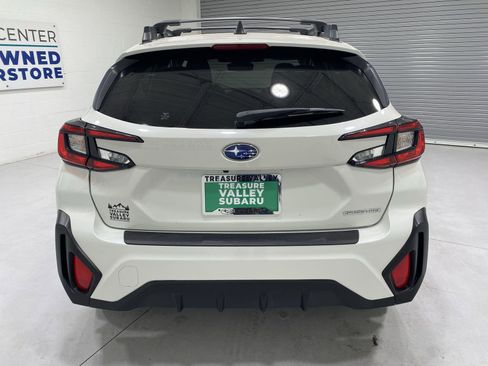 Used 2024 Subaru Crosstrek 2.0i Premium image 7