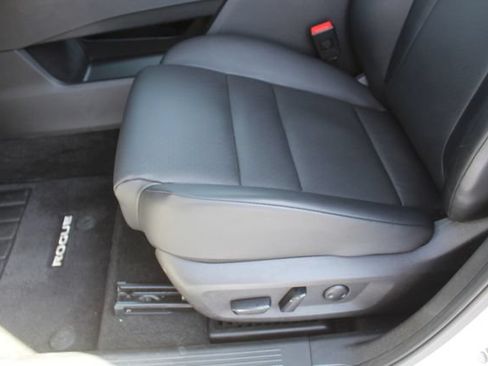 Used 2023 Nissan Rogue SV w/ SV Premium B Package AWD/4WD image 35