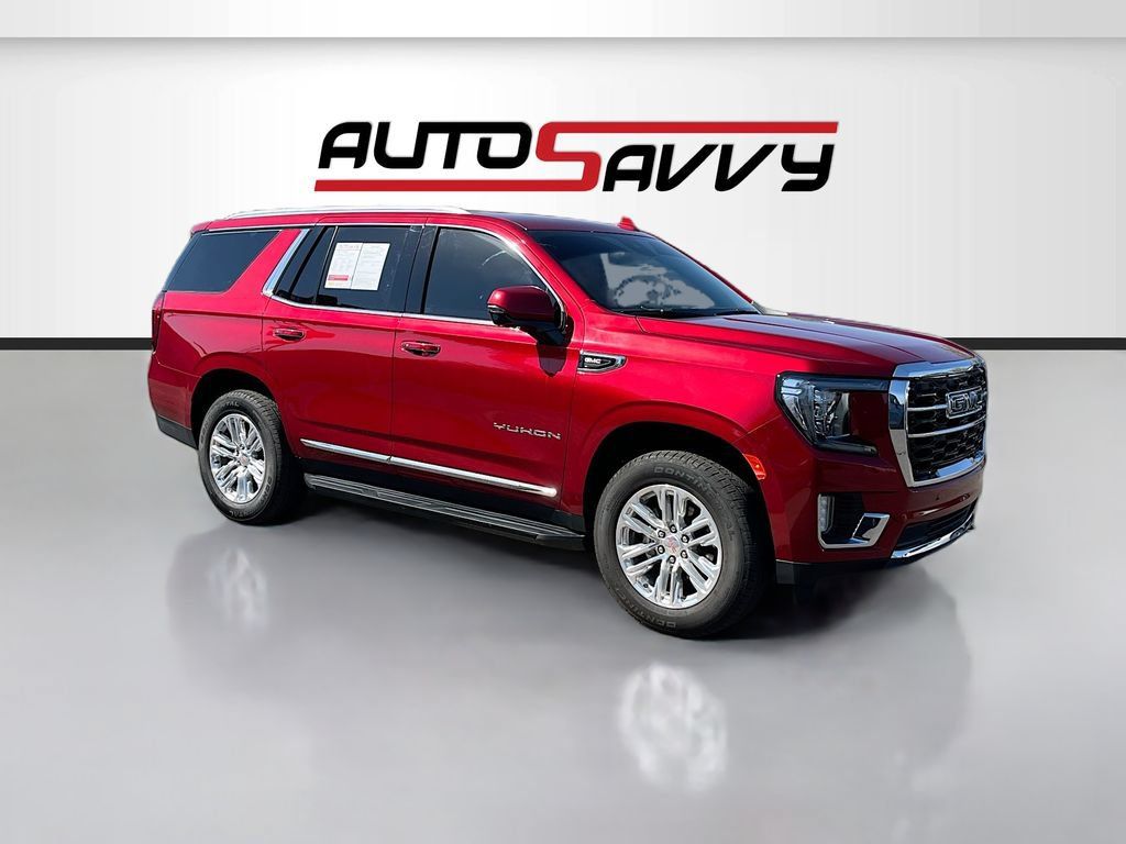 Used 2024 GMC Yukon SLT w/ SLT Luxury Package AWD/4WD image 1