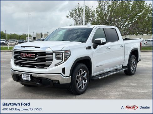 Used 2024 GMC Sierra 1500 SLT w/ SLT Premium Plus Package image 1