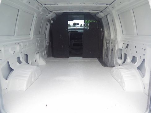Used 2011 Ford E-250 and Econoline 250 w/ PWR Group image 25