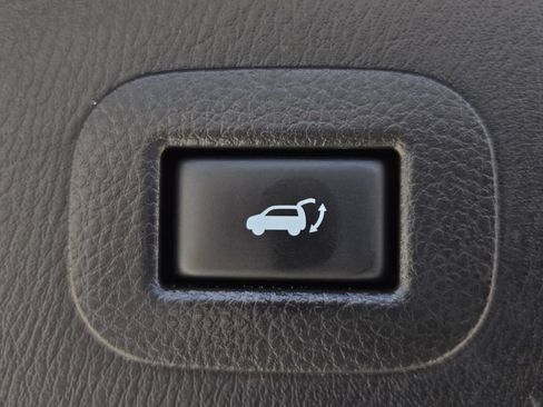 Used 2018 INFINITI QX80 4WD image 11