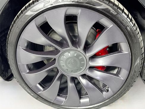 Used 2021 Tesla Model Y Performance image 41