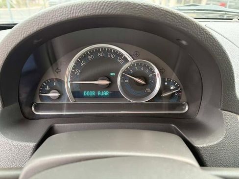 Used 2006 Chevrolet HHR LT w/ Preferred Equipment Group image 35