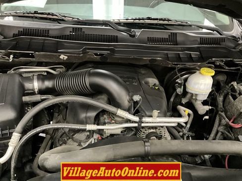 Used 2018 RAM 1500 Big Horn AWD/4WD image 40