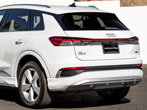 Used 2023 Audi Q4 e-tron Prestige AWD/4WD image 10