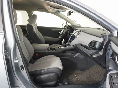 Used 2022 Subaru Outback Premium image 38