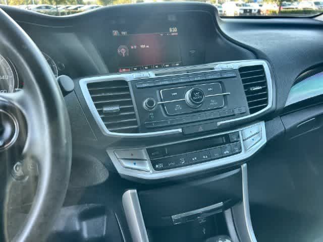 Used 2015 Honda Accord Sport image 18