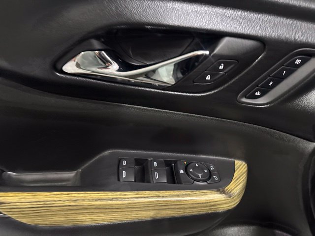 Used 2017 GMC Acadia Denali w/ Technology Package AWD/4WD image 17