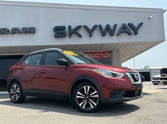 Used 2020 Nissan Kicks SV image 1