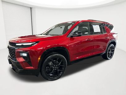 Used 2024 Chevrolet Traverse RS