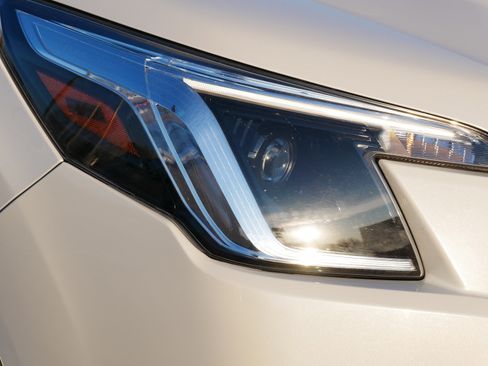 Used 2023 Subaru Forester Premium image 16