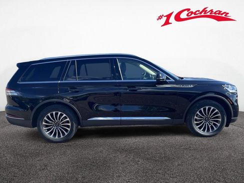 Used 2023 Lincoln Aviator Reserve w/ Equipment Group 201A AWD/4WD image 6