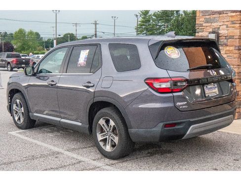 Used 2024 Honda Pilot EX-L image 5