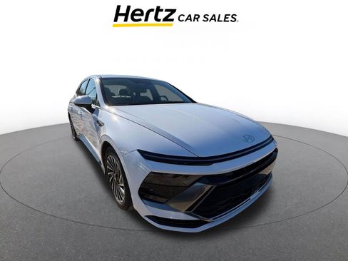 Used 2025 Hyundai Sonata SEL FWD image 1