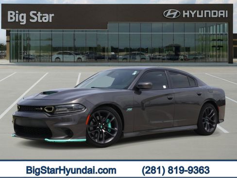 Used 2020 Dodge Charger Scat Pack w/ Navigation & Travel Group RWD image 1
