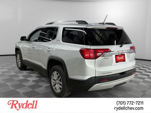 Used 2018 GMC Acadia SLE AWD/4WD image 3
