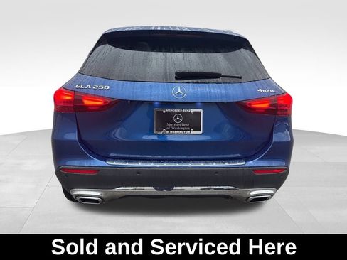 Used 2025 Mercedes-Benz GLA 250 4MATIC image 4