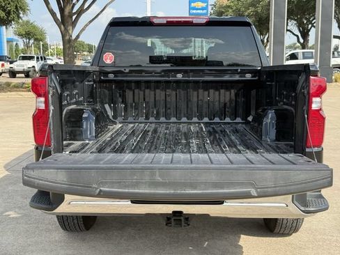 Certified 2026 Chevrolet Silverado 1500 LT RWD image 31