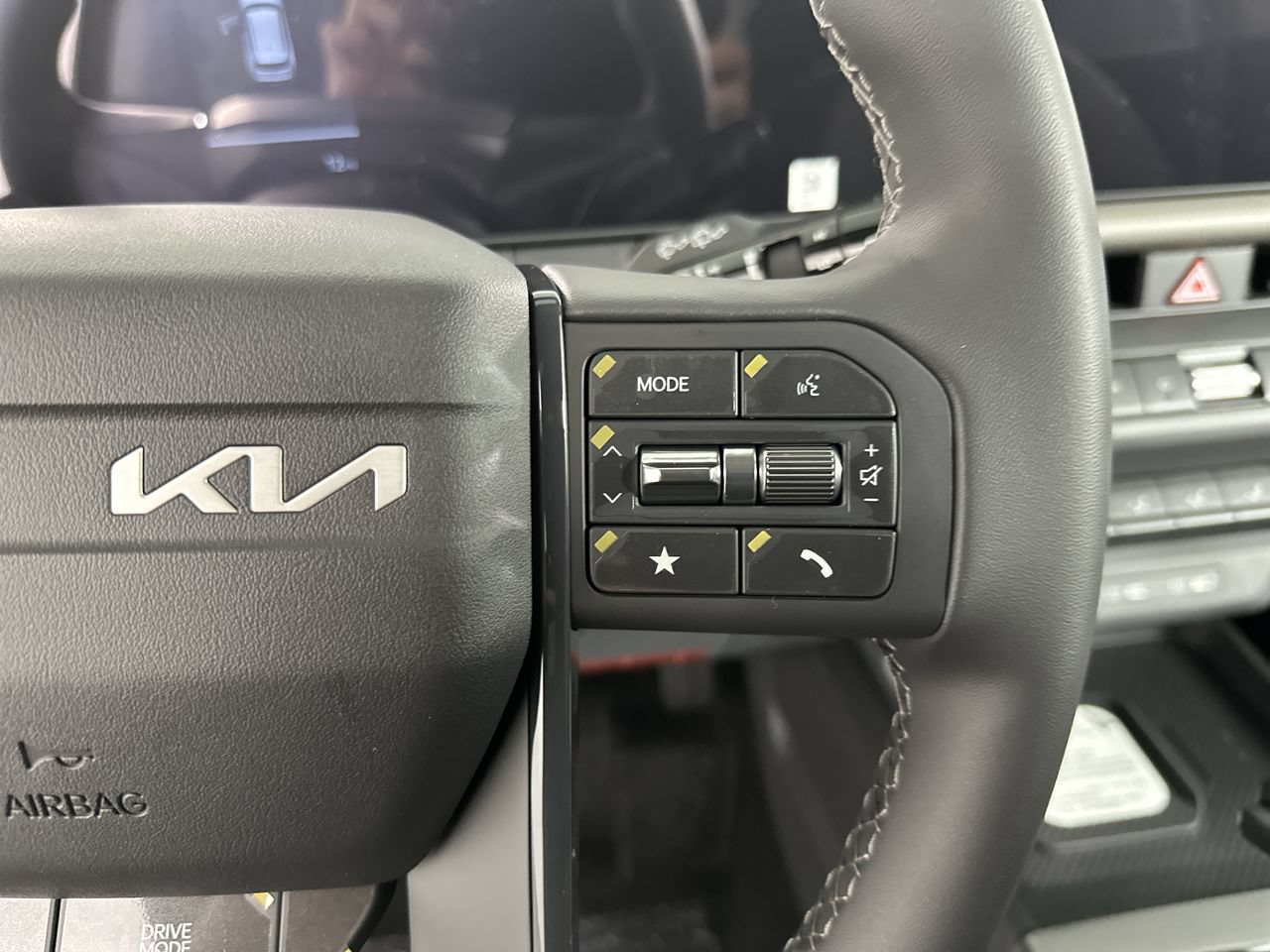 New 2027 Kia Seltos S FWD image 7