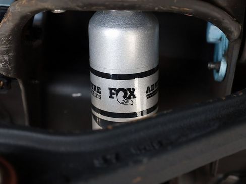 Used 2025 GMC Sierra 3500 AT4 w/ AT4 Premium Plus Package image 11